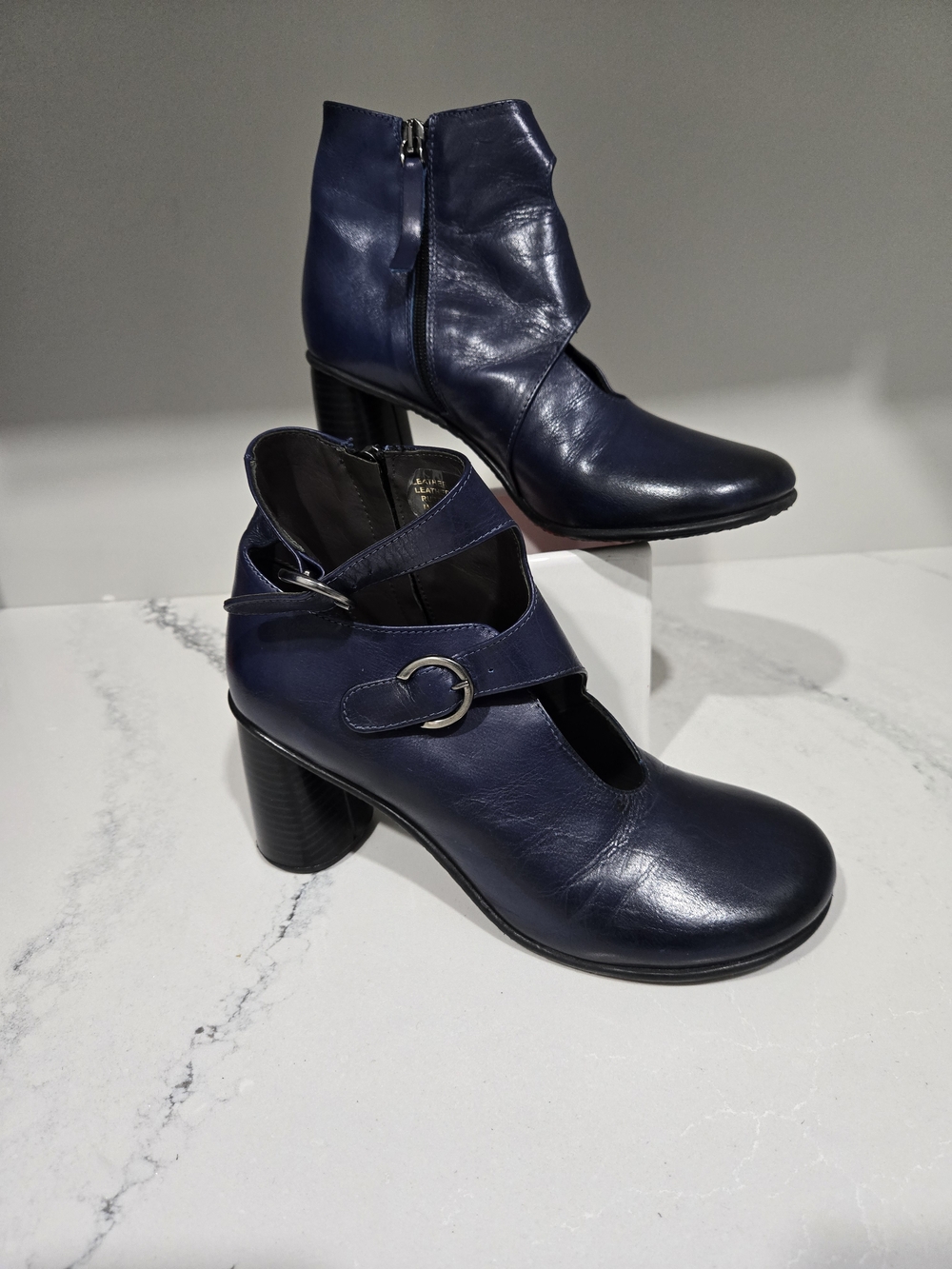 1725.A Italian Designer Navy Real Leather Chunky Heel Buckle Mary Janes Sz 39